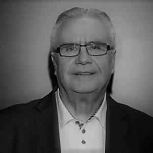 Koniec śledztwa w sprawie śmiertelnego wypadku Janusza Dzięcioła. "Nie ustąpiono pierwszeństwa przejazdu" - podaje prokuratura