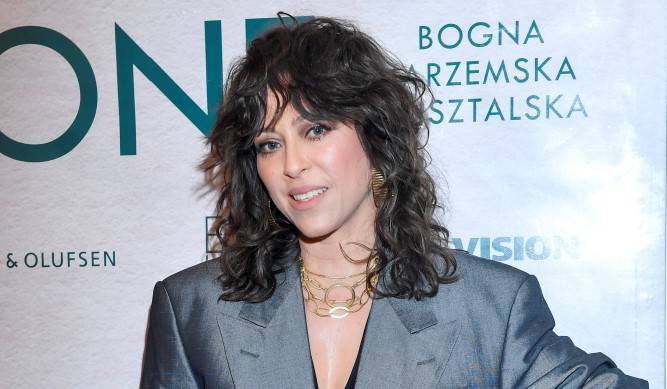 Natalia Kukulska dumna z córki. Jej studniówka była "w kontraście do ogólnych trendów" [FOTO]