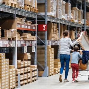 IKEA wypuściła do sprzedaży niebieski kapelusz. Będzie hit?