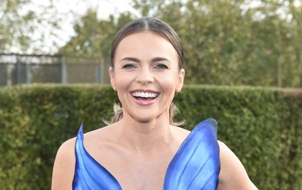 Edyta Herbuś odsłania pośladki w dopasowym body. Śmiało wygina ciało i zachwyca fanów! [FOTO]