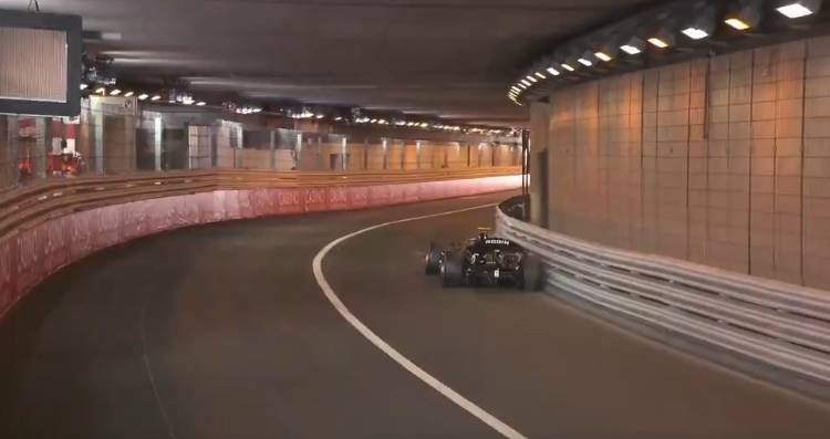 Cudem uniknął zderzenia. Internauci komentują to, co wydarzyło się na torze: "Wygrał miejsce w F1" [WIDEO]