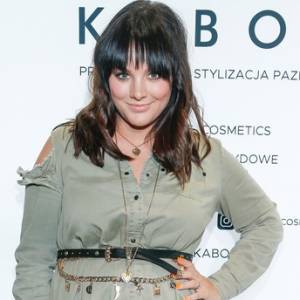 Kuba Wojewódzki i ciężarna Ewa Farna na wspólnym zdjęciu! "Kubuś, Twoja rączka na brzusiu jest mega" - komentują internauci                                       