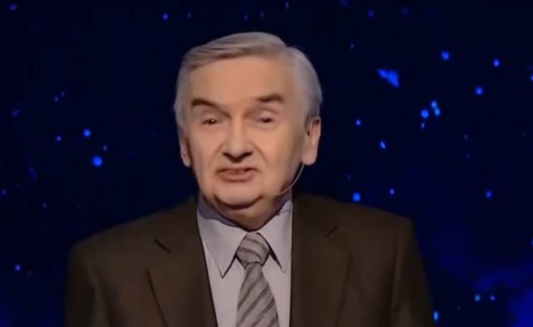 Tadeusz Sznuk zdradza, co znajduje się w upominkach dla uczestników "1 z 10"