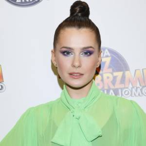 Anna-Maria Sieklucka w niewinnym wydaniu. Aktorka "365 dni" czaruje delikatnością [ZDJĘCIE]