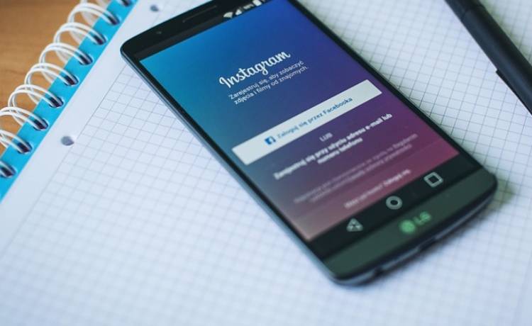 Instagram będzie usuwał zdjęcia użytkowników. Decyzję podjęto po samobójstwie nastolatki