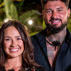 "Love Island 8". Karolina i Albert nie wrócili na "Wyspę miłości" mimo wcześniejszej decyzji widzów. Burza w komentarzach 