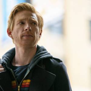 Domhnall Gleeson dołącza do obsady spin-offu „The Office”. Wiadomo, kto go namówił