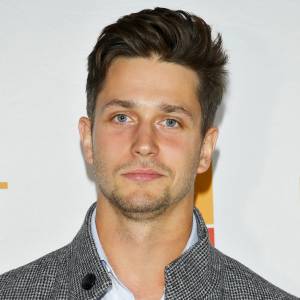 Gwiazda "Na Wspólnej" nie do poznania. Michał Malinowski zapuścił wąsy i zmienił fryzurę