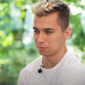 Akcje Ekipy na giełdzie spadają. W Internecie aż huczy od plotek!