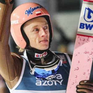 Dawid Kubacki zmienił stan cywilny! Skoczek narciarski jest już po ślubie