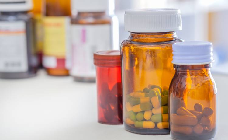 Stosujesz suplementy diety? Wydano kolejne ostrzeżenie!