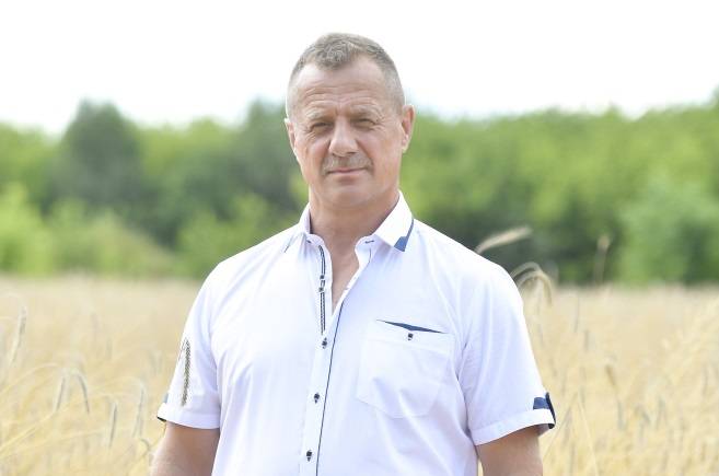 "Rolnik szuka żony". Krzysztof zaręczył się przed kamerami. Widzowie? Przecierają oczy! Gorąca dyskusja w komentarzach po odcinku        