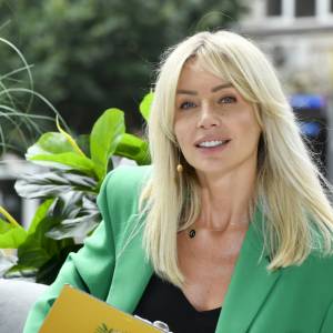 Agnieszka Woźniak-Starak zażywa słonecznej kąpieli w bikini. Spektakularny widok [FOTO]