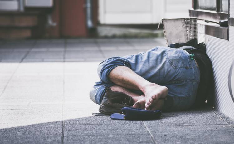 Marta Wojtal kilka lat temu sfotografowała bezdomnego mężczyznę. Teraz zobaczyła go w kampanii reklamowej!                                                                             