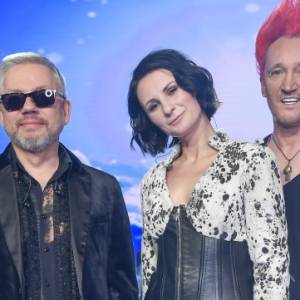 Kolejny ślub w "Ich Troje"! Jacek Łągwa poślubił młodszą partnerkę                       