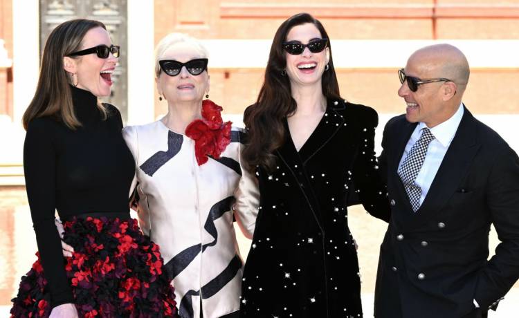 Emily Blunt, Meryl Streep, Anne Hathaway i Stanley Tucci, fot. East News/Rex Features