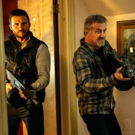 Spektakularna klapa Stallone’a i Eastwooda. To najgorszy film roku?