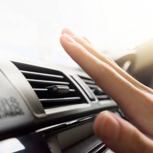 Używasz klimatyzacji w aucie? Uważaj, bo możesz dostać mandat