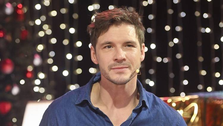 Mikołaj Roznerski z serialową partnerką na nowym zdjęciu. Nie do wiary, dokąd się wybrali!