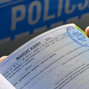 Pieszy dostał wysoki mandat według nowego taryfikatora. Co takiego zrobił?