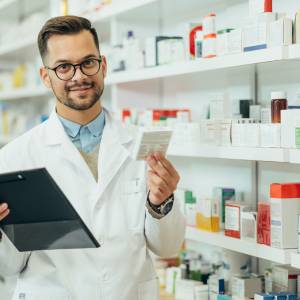 Ibuprofen czy paracetamol - co lepiej działa? Specjalista nie pozostawia złudzeń 