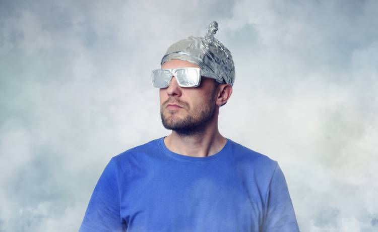 Poznaj 5 najgłośniejszych teorii spiskowych wśród gwiazd! Wydają się realne?