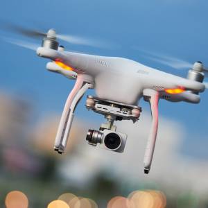 Ostrzelał drona, który sprawdzał szczelność izolacji. Potem oblał go jeszcze wodą