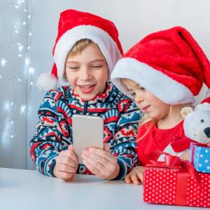 Boże Narodzenie 2021. Jakie życzenia dla rodziny i znajomych? Krótkie wierszyki i rymowanki na święta [LISTA]