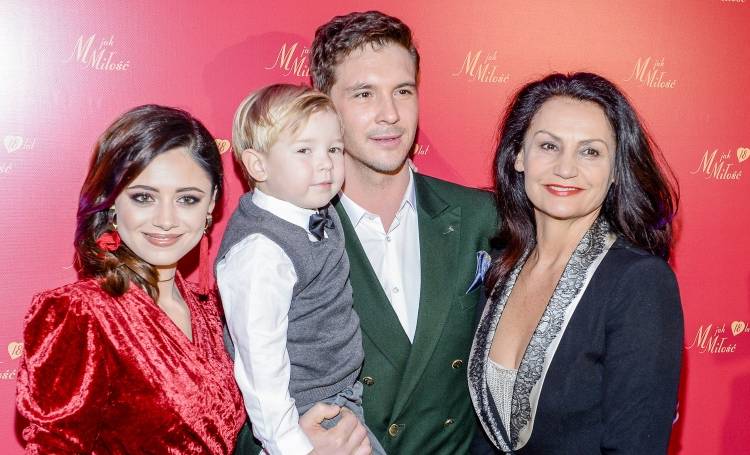 Uczuciowy trójkąt w "M jak miłość"? Marcin będzie szalał z zazdrości o Izę!