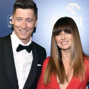 Anna Lewandowska w szczerym wyznaniu. "Dalsza część wakacji już tylko w damskim gronie, bez taty"