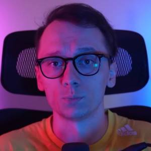 REVO wyjaśnia, dlaczego znów zniknął z YouTube'a. "Powodowało to w mojej głowie spory stres"