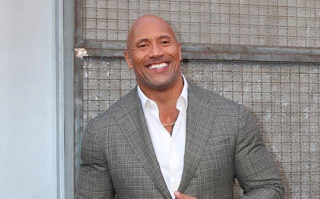 Dwayne Johnson dowiedział się, że ma sobowtóra. Wyluzowany aktor stwierdził, że musi umówić się z nim na tequilę i ploteczki [FOTO]