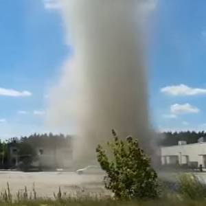 To nie trąba powietrzna, a diabeł pyłowy! Niespotykane zjawisko w Lesznie [WIDEO]