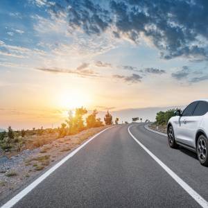 Zostawił żonę na poboczu i odjechał. Zorientował się dopiero 160 km dalej