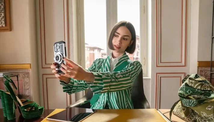 Kiedy 5. sezon „Emily w Paryżu”?, fot. Instagram/emilyinparis 