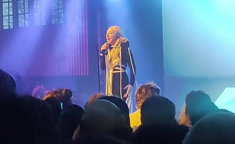 Luna zaśpiewała "The Tower" przed eurowizyjną publicznością. Reakcja mówi wszystko [WIDEO]