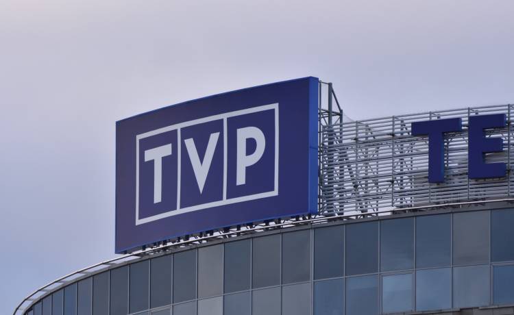 OleksSH/Shutterstock