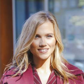 Agnieszka Kaczorowska na zdjęciach z córkami. Tak cała trójka pozowała do kadrów