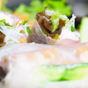 Chciał zjeść sajgonki, ale pomylił drzwi i włamał się do salonu urody