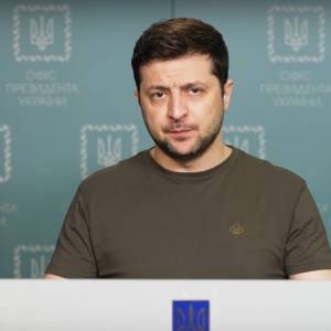 Wołodymyr Zełenski apeluje do Rosjan: "Nie milczcie! […] Ta walka toczy się również o wasz kraj" [WIDEO]