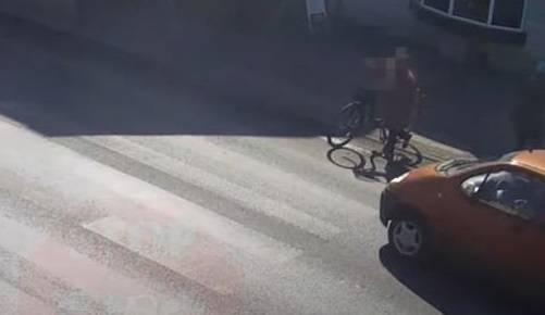 Przepuszczał pieszych, a po chwili... potrącił kobietę na pasach. Jak to się stało? [WIDEO]