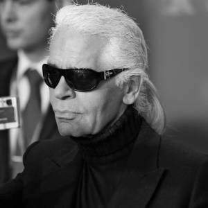 Nie żyje Karl Lagerfeld. Słynny projektant zmarł w wieku 85 lat               