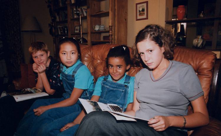 "Rodzina zastępcza". Jak wyglądają dzisiaj wszystkie dzieci z serialu? [ZDJĘCIA]