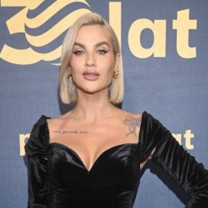 Karolina Gilon i ślub? Pod zdjęciami modelki w białej sukni zawrzało! 