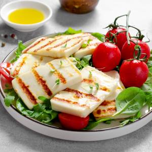 Ten ser to absolutny hit z Cypru! Wzmacnia kości, poprawia wzrok i pamięć