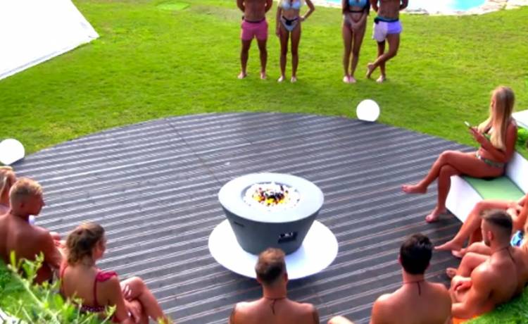 "Love Island 2". Magda i Nicki rozbiły pary koleżanek! Nowe duety na wyspie miłości