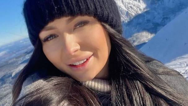 Romantyczny pocałunek uczestników "Love Island". Paula i Mikołaj potwierdzili, że są razem [ZDJĘCIE]