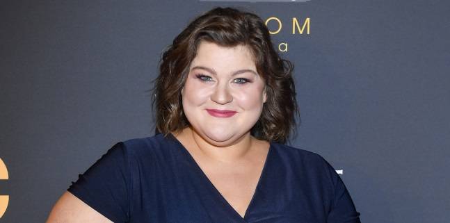 Dominika Gwit dwa tygodnie po porodzie. W ruch poszła sukienka! "Wiosno - czekam" [ZDJĘCIE]