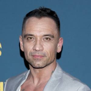 Aleksander Mackiewicz z partnerką na ślubnej fotografii. "To był wyjątkowy dzień"