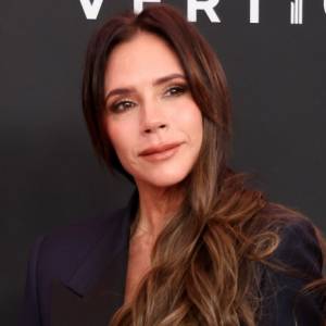 Takiej Victorii Beckham nikt jeszcze nie widział. Spicetka szaleje na parkiecie do "Wannabe"